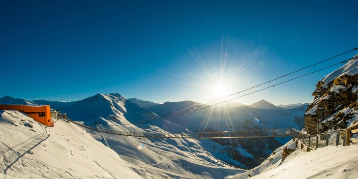 Jednodenní lyžování v Rakousku: doprava busem do oblíbeného alpského střediska v Bad Gasteinu