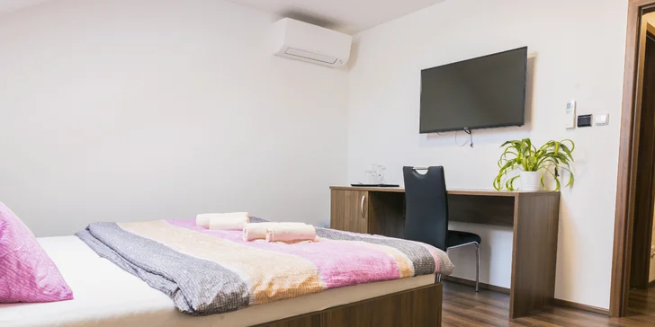 Nocleh v rodinném penzionu, snídaně i privátní sauna a vířivka pouhých 300 metrů od zámku Lednice
