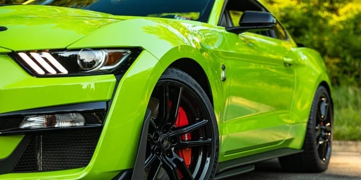 Superjízda v Mustangu GT Shelby na 15–60 minut včetně paliva