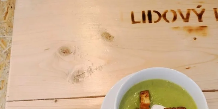 Dobrota s sebou: hlavní chod a polévka z poledního menu v restauraci Lidový dům