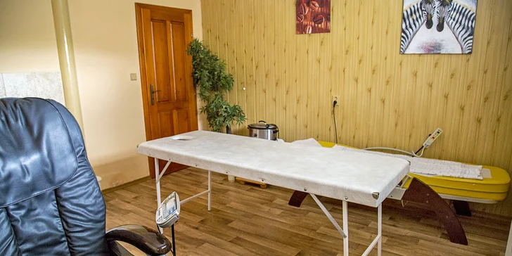 Privátní wellness pro dva: whirlpool, sauna, masážní křeslo i sekt a káva