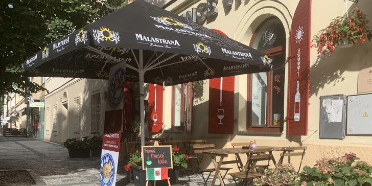 Italský piknik pro 2 nebo 4 osoby: foccacia, taštičky panzerotti i nápoje
