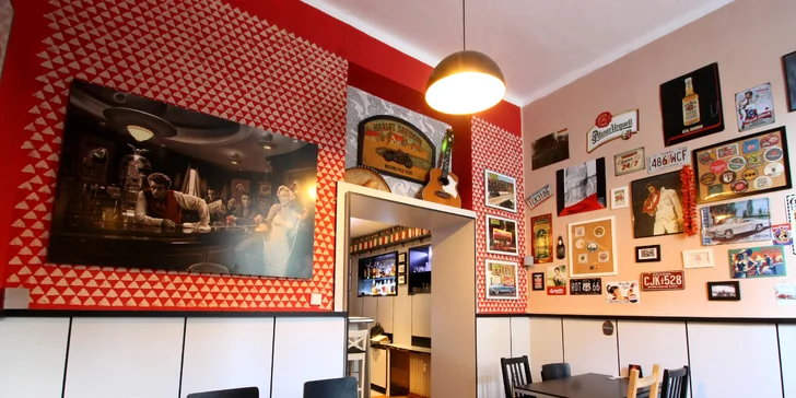 Burger podle výběru z 5 druhů včetně vege, hranolky a domácí limonáda pro 1 i 2 osoby