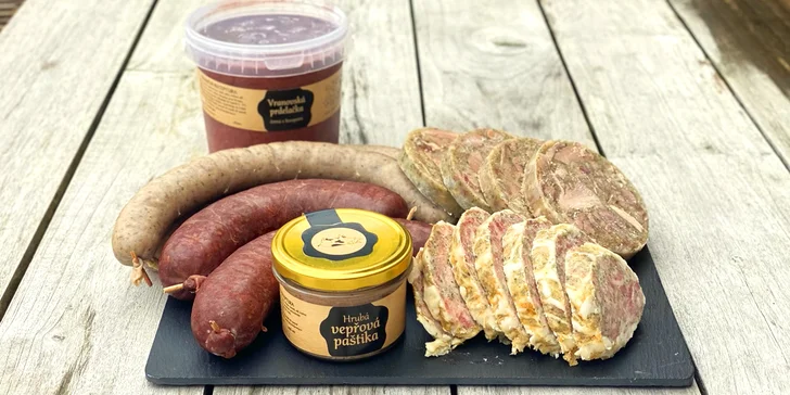 Balíčky domácích dobrot z farmy: jitrnice, tlačenka, paštika i jelita