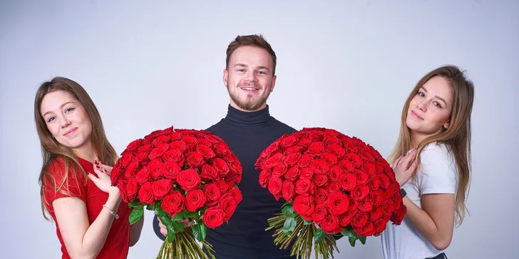 Vyjádřete lásku květinou: až 101 ks červených růží Red Naomi s rozvozem po Praze