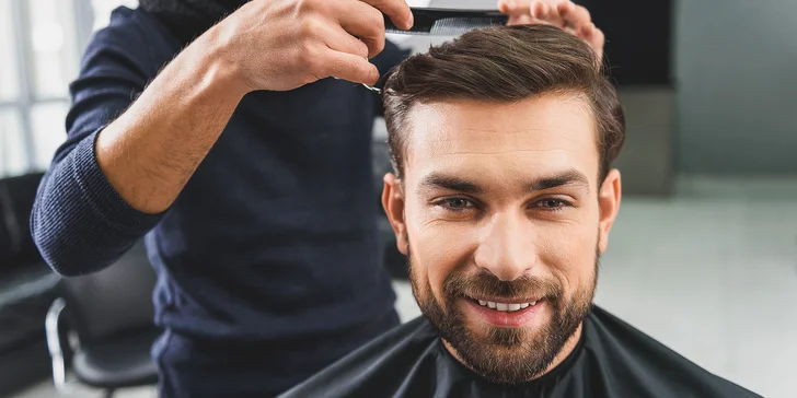 Péče pro chlapy: stříhání vlasů, úprava vousů nebo full servis v barbershopu