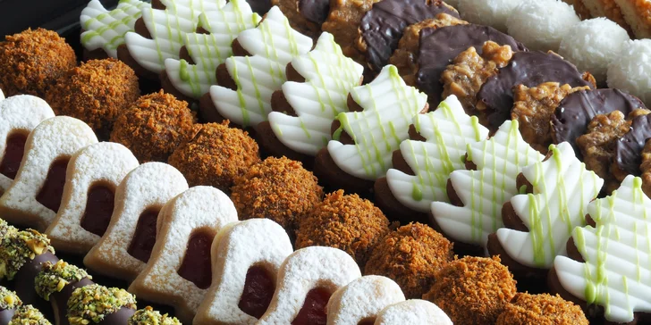 1 kg vánočního cukroví: mix 10 tradičních i netradičních druhů ze 4* hotelu