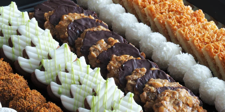 1 kg vánočního cukroví: mix 10 tradičních i netradičních druhů ze 4* hotelu