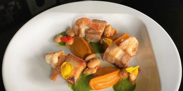 Mezinárodní či indické degustační menu: terina z kachních jater i krůtí prsa