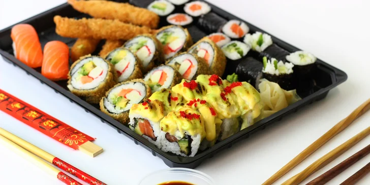 Pochutnejte si na lahodném sushi: 18–40 ks s okurkou, avokádem i lososem