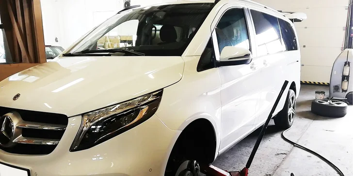 Výměna celých kol nebo přezutí včetně vyvážení, nahuštění a demontáže pneumatik