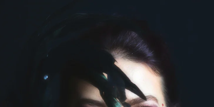 Večerní líčení na plesy a další akce nebo fotomake-up ve Studiu Visage Anděl
