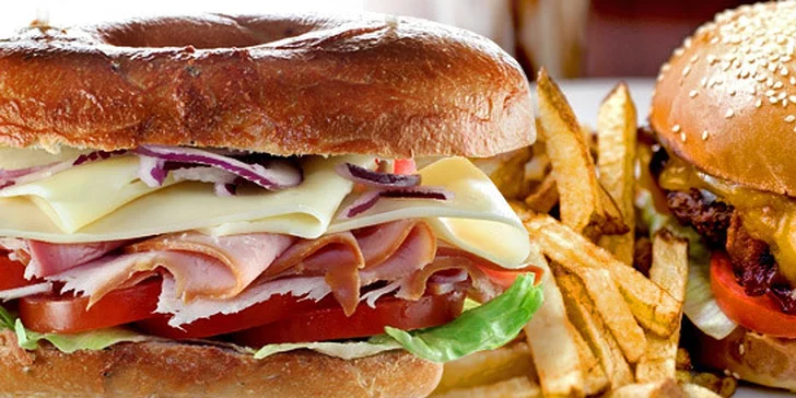 199 Kč za speciality v Bohemia Bagel v hodnotě 350 Kč! Prvotřídní pochoutky z grilu, burgery, saláty, sendviče a další delikatesy.