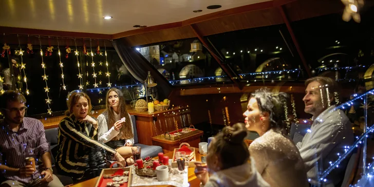 Adventní plavba s vůní svařáku na luxusní jachtě pro 10 osob