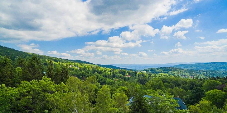 Polské Krkonoše: moderní eco friendly hotel, polopenze a neomezený wellness s výhledem