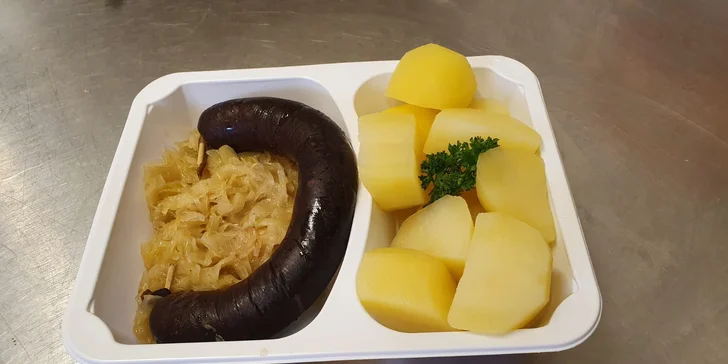 Polední menu z restaurace Zlatá štika: na výběr 2 polévky a 6 hlavních chodů