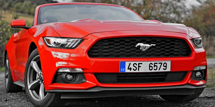 Usedněte za volant Fordu Mustang a staňte se králem silnic na celý víkend