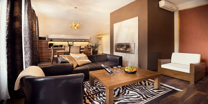 Luxusní apartmány v centru Košic: snídaní na pokoj a relax ve vířivce i sauně