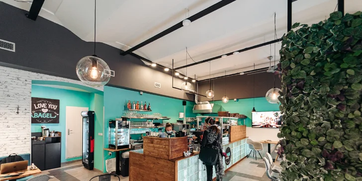 Box plný bagelů: 6 nebo 9 kousků s masem, rybou, guacamole i nasladko