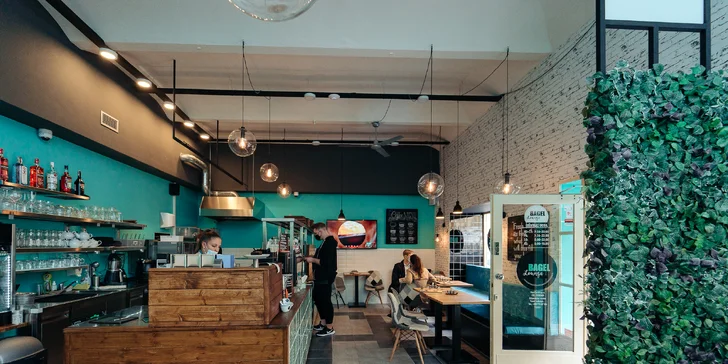 Box plný bagelů: 6 nebo 9 kousků s masem, rybou, guacamole i nasladko