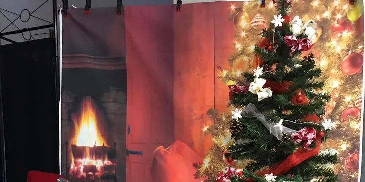 Profesionální focení portrétů, těhotenské i celé rodiny v ateliéru nebo exteriéru