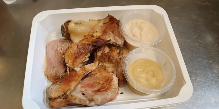 Polední menu z restaurace Zlatá štika: na výběr 2 polévky a 6 hlavních chodů