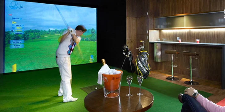 490 Kč za DVĚ hodiny na profesionálním golfovém simulátoru až pro ČTYŘI hráče! Luxusní Golf Lounge přímo u Tančícího domu se slevou až 50 %.