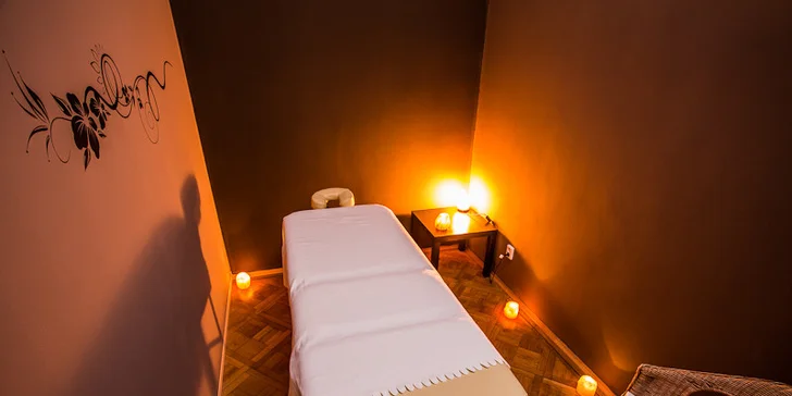 Masáž ve studiu Elanor Spa dle Vašeho výběru - klasická, aroma, havajská Lomi Lomi