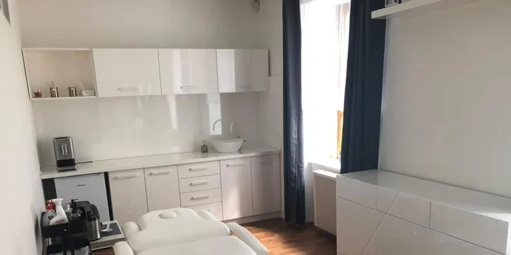 Uvolnění a harmonie: masáž lávovými kameny na 60 nebo 90 minut
