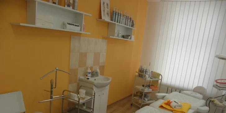5x IPL fotoepilace vybraných partií lékařským přístrojem