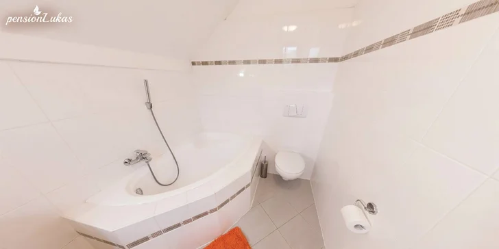 Pobyt v Karlových Varech: penzion se snídaní i možnost wellness