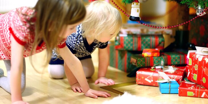 Hezčí Vánoce pro děti z neúplných rodin: příspěvek na dárky, na které nezbývají peníze