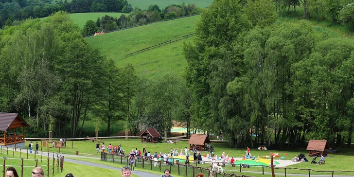 Celodenní vstupenky do Farmaparku pro dítě či dospělého nebo pro celou rodinu