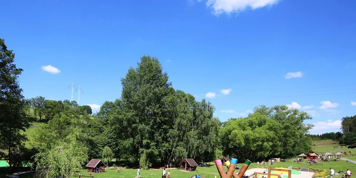 Celodenní vstupenky do Farmaparku pro dítě či dospělého nebo pro celou rodinu