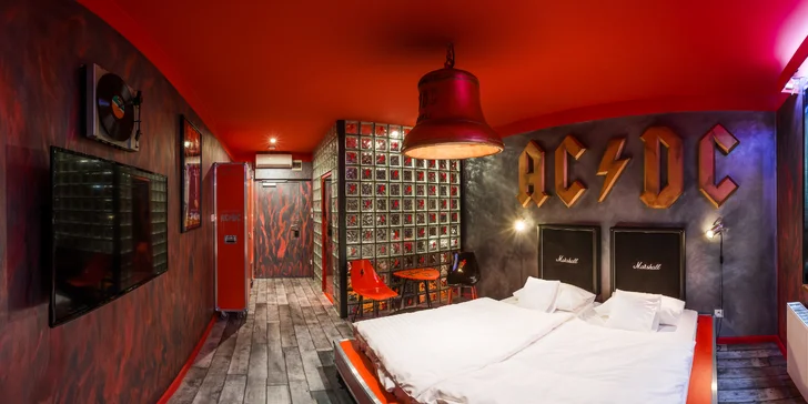 Co pokoj, to originál: pobyt v designovém hotelu v Ostravě, snídaně či polopenze i prohlídka pivovaru