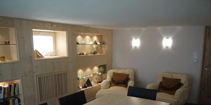 Luxusní vila pod Klínovcem: terasa s výhledem, 5 ložnic a koupelen, vybavená kuchyně