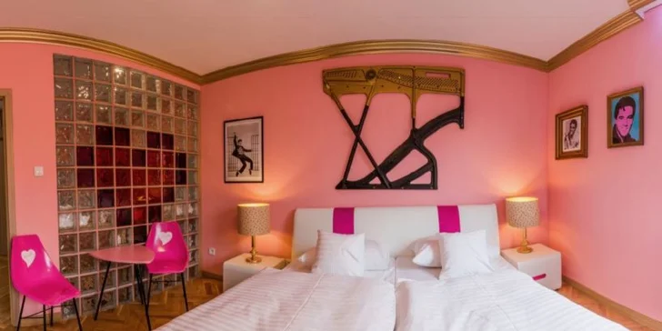 Co pokoj, to originál: pobyt v designovém hotelu v Ostravě, snídaně či polopenze i prohlídka pivovaru
