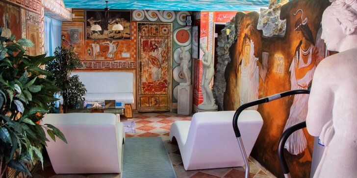 Relax v antických lázních pro 2 osoby: privátní sauna a pára, slaný bazén, Crazy fit a drink Cuba Libre