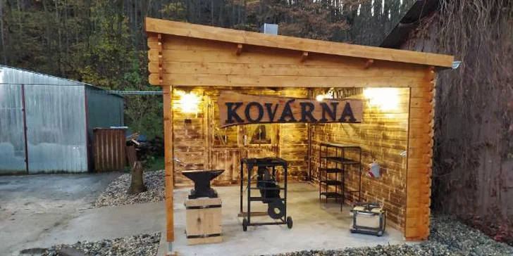 Zážitkový pobyt na ranči v Beskydech s celodenním kurzem kování a výrobou vlastního nože