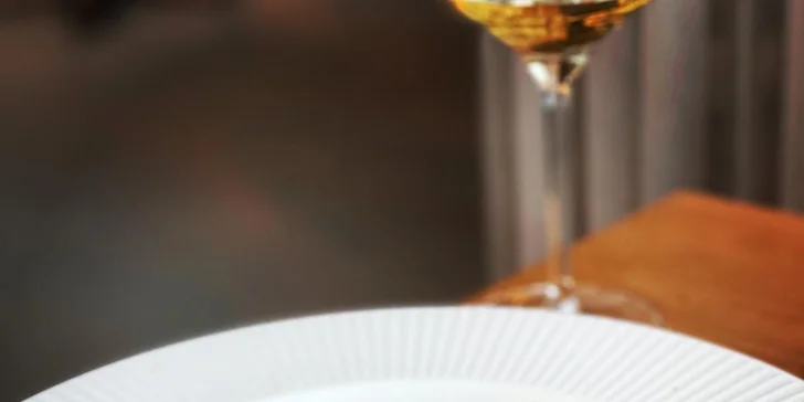 Moderní ubytování pro 2–4 osoby a poukaz do restaurace s unikátní gastronomií