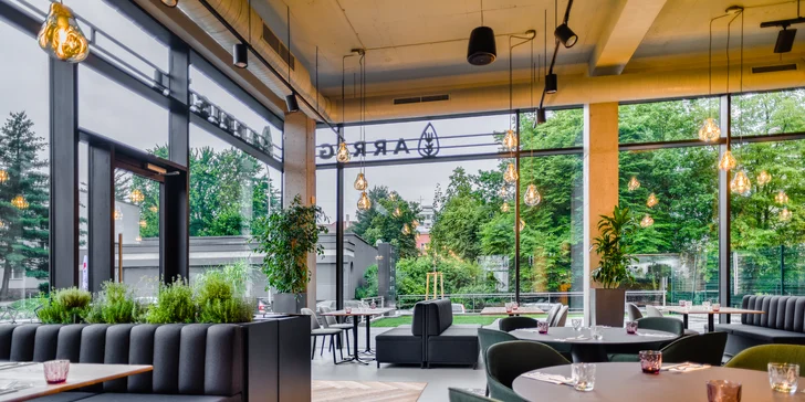 Moderní ubytování pro 2–4 osoby a poukaz do restaurace s unikátní gastronomií