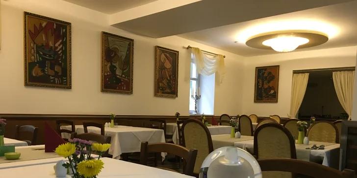 4* pobyt v Mariánkách pro 1 nebo 2 osoby: snídaně i balíčky s wellness procedurami