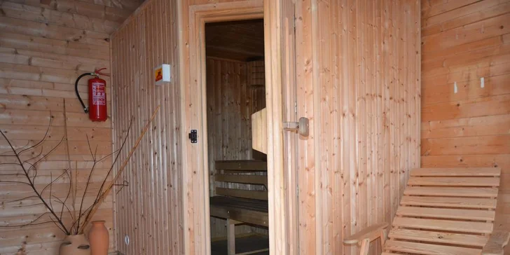 Relax i dobré jídlo: 3chodová večeře pro dva i se saunou či vířivkou