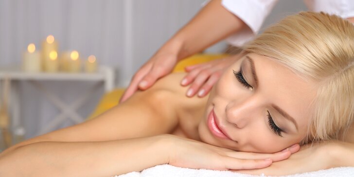 Relaxační nebo lymfatická masáž vč. reflexní masáže chodidel