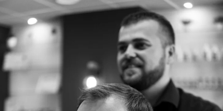 Barber péče pro pány: střih, úprava vousů i dárková kazeta kosmetiky