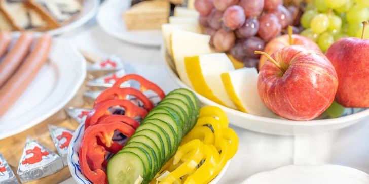 Relaxační pobyt uprostřed Jeseníků: pokoj Deluxe i chata jen pro vás, snídaně a wellness