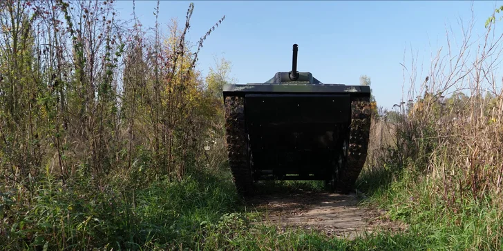 Staňte se tankistou: jízda v minitanku na 10 nebo 15 min. pro 1 osobu
