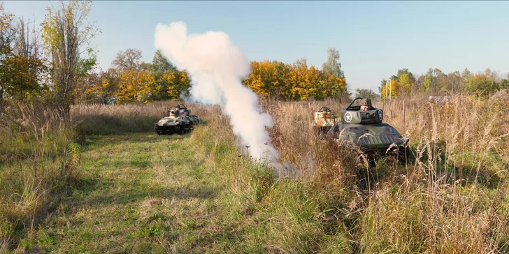 Staňte se tankistou: jízda v minitanku na 10 nebo 15 min. pro 1 osobu