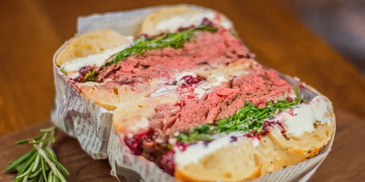 Box plný bagelů: 6 nebo 9 kousků s masem, rybou, guacamole i nasladko