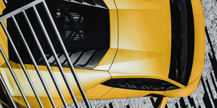 Užijte si parádní jízdu v Lamborghini Huracán: až 40 min. jako řidič nebo spolujezdec